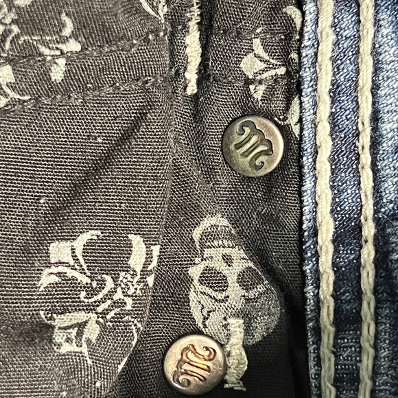 Like New, Miss Me Jeans! Size 26/31 per tag. - Picture 13 of 13